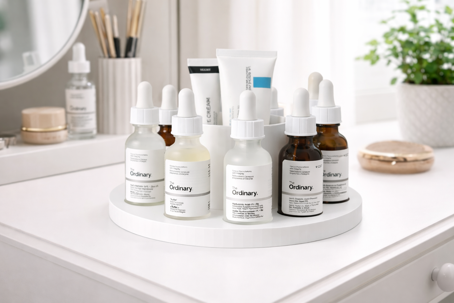 Daly Skincare & Makeup Organizer